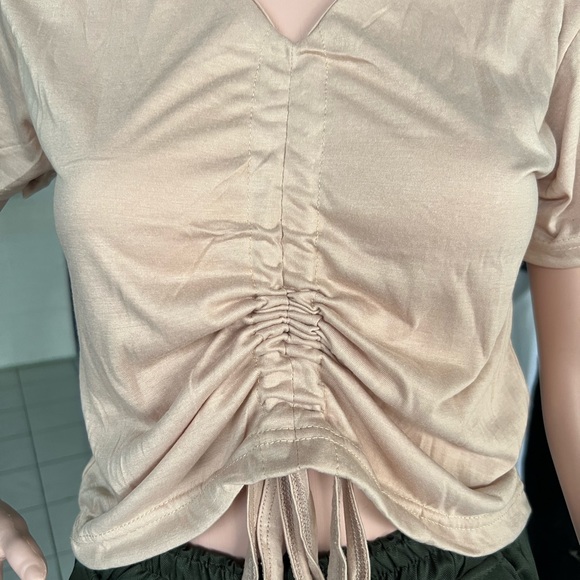 Tops - Picture 2 of 5